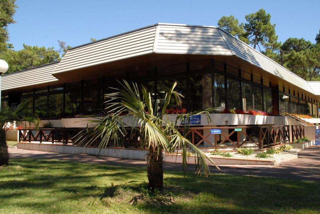Camping Ocean Vacances Saint-Georges-de-Didonne Exterior photo